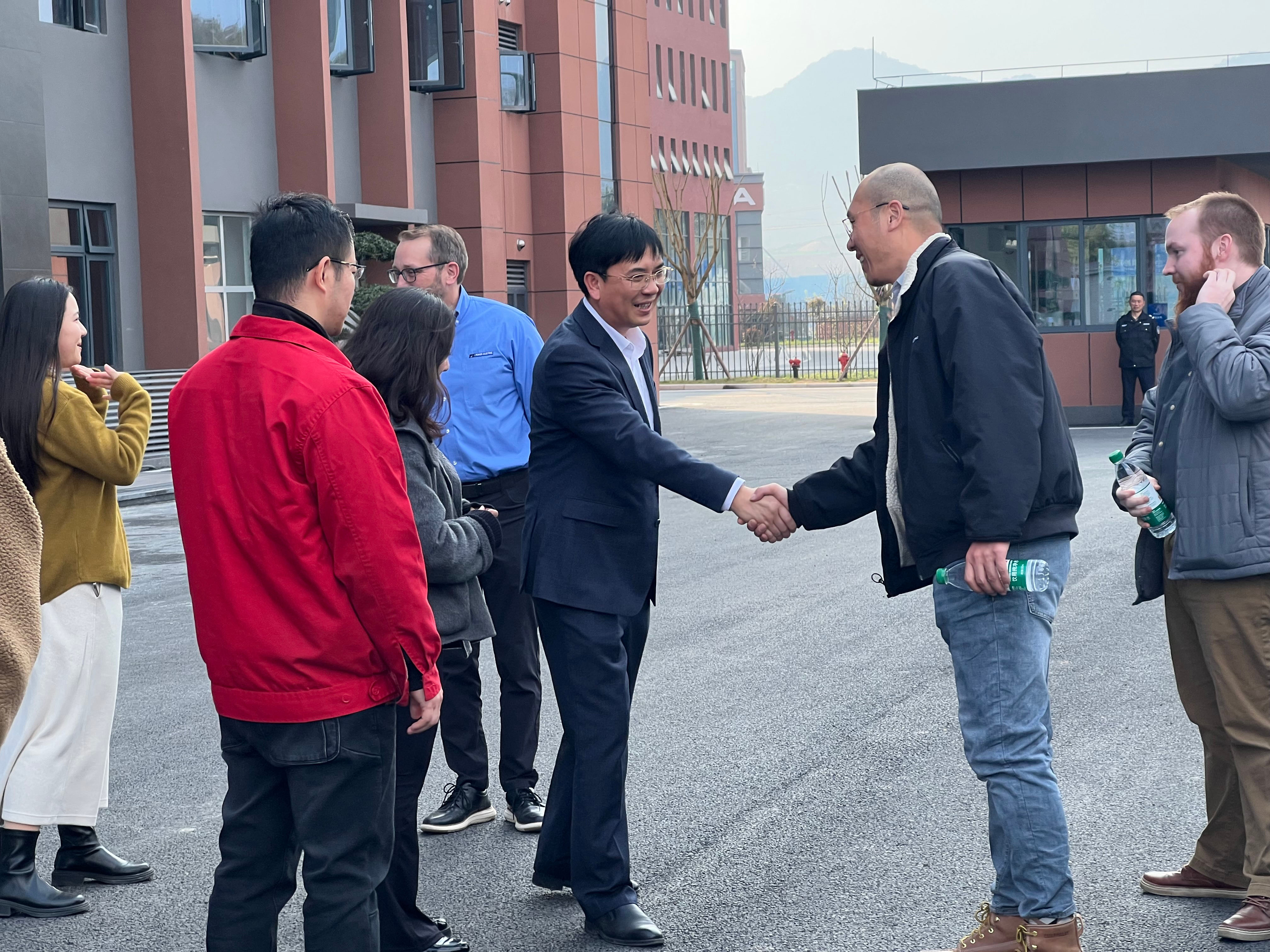 跨境相助再启航！美国PE公司高层代表团莅临我司旅行交流，，，，，推动双赢生长